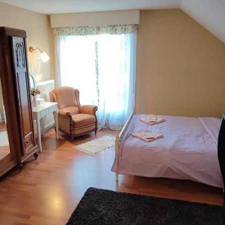Maison Wezembeek-Oppem ภายนอก รูปภาพ
